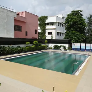 Golden Tulip 3*, Udaipur India